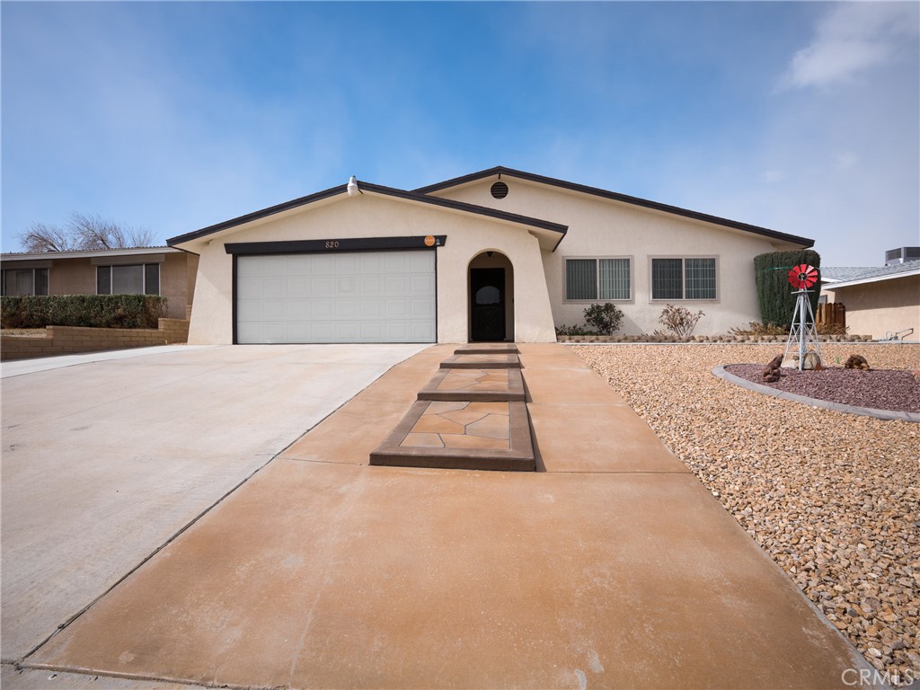 Photo 1 of 36 of 820 Palo Verde Drive house