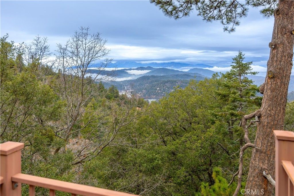 listing image 13078078261483212724