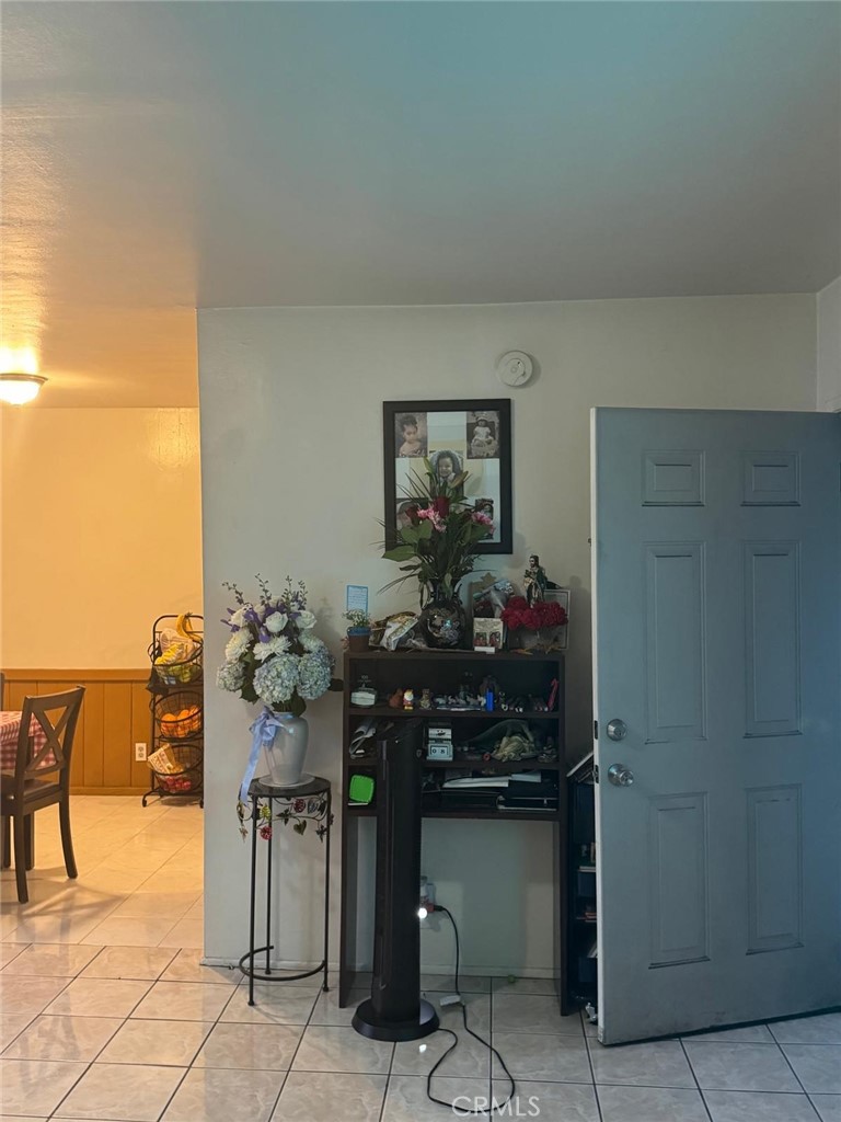 634 W Redondo Beach Boulevard