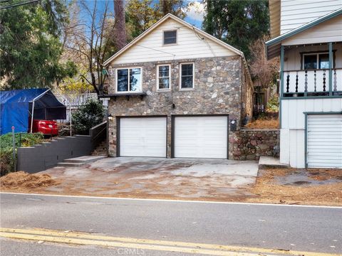 A home in Crestline