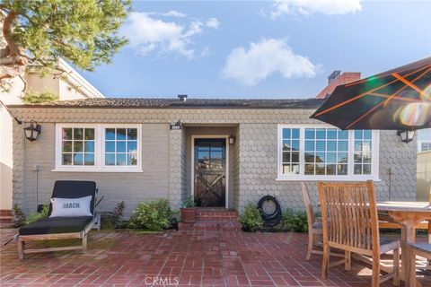Photo of 1905 E Balboa Boulevard, Newport Beach, CA 92661 (MLS # PW14030200)
