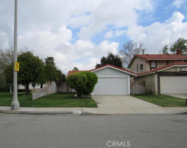 CUTE AND COZY HOME AWAITING A NEW FAMILY... This 2 bedrooms, 1 bathroom is located in Colton's Cooley Ranch Area, across the street from the community pool/playground area, sits backs to a nice greenbelt. Open floor plan, 2 car garage with laundry hook-ups and plenty of room for storage. Conveniently located near shopping center, restaurants, within walking distance to school, multiple freeways, Loma Linda University, Loma Linda Children's Hospital. Great property for first time home owners.