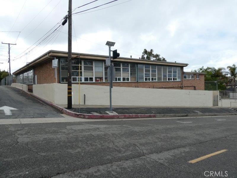 122 N Pacific Coast