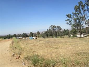 25700 Bundy Canyon
