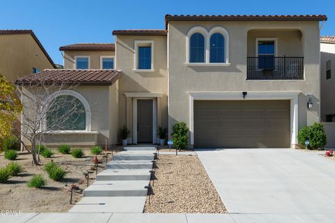 Photo of 18664 Big Cedar Drive, Santa Clarita, CA 91387 (MLS # P1-13242)