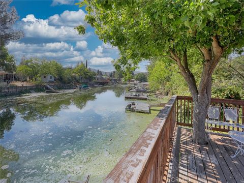 A home in Clearlake Oaks