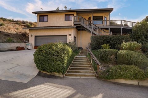 A home in Castaic