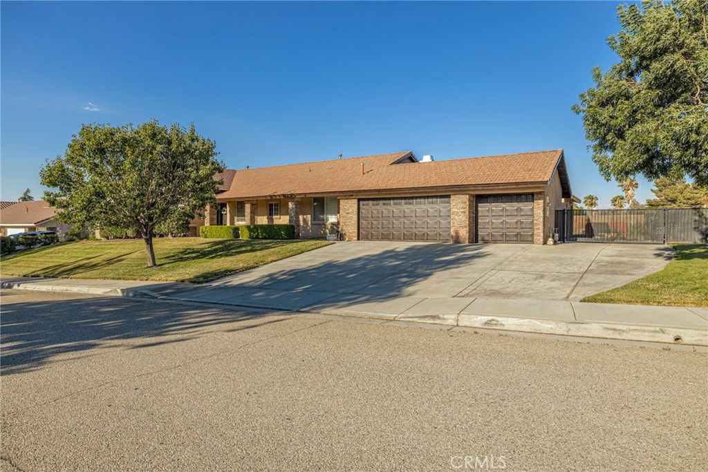 listing image 130724839281339758454
