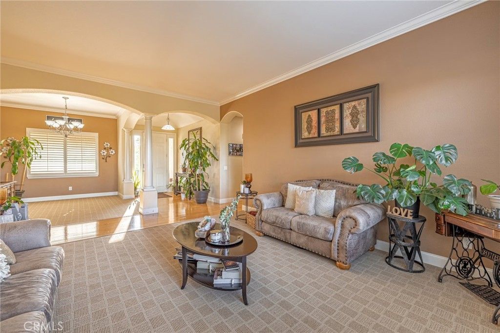 listing image 130724172419761546357
