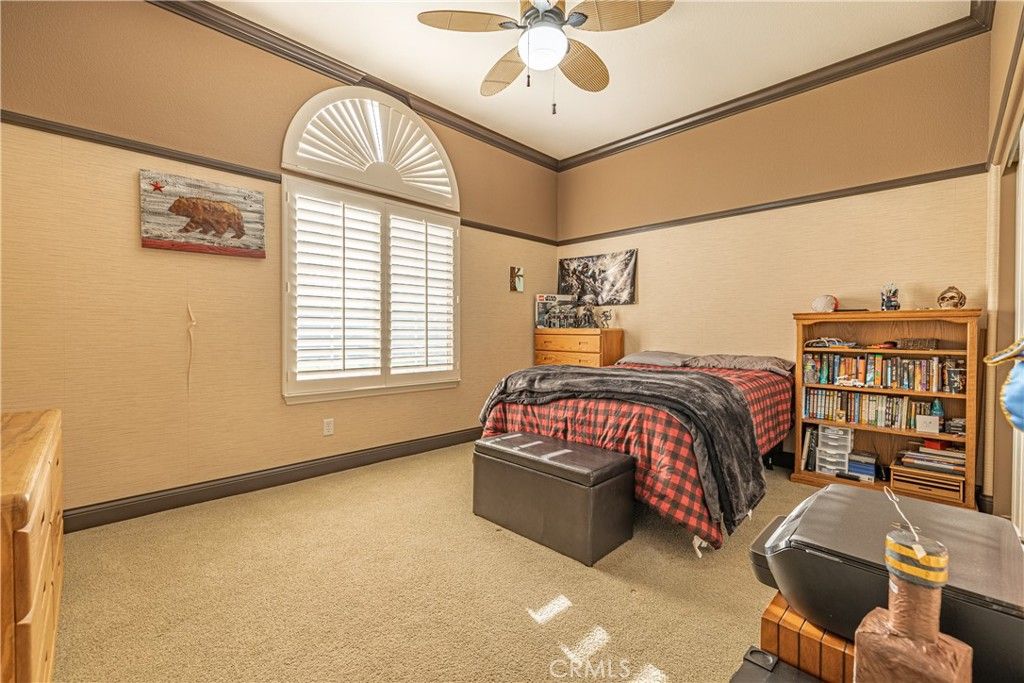 listing image 130721304068232487242