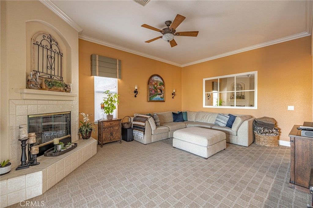 listing image 130720864939696681571