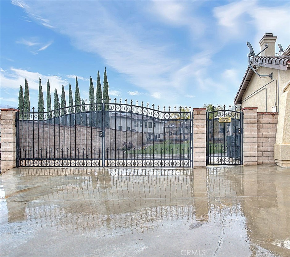 13864 Meadow View Lane