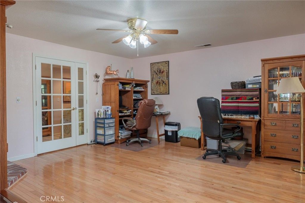 listing image 130729813526176074291