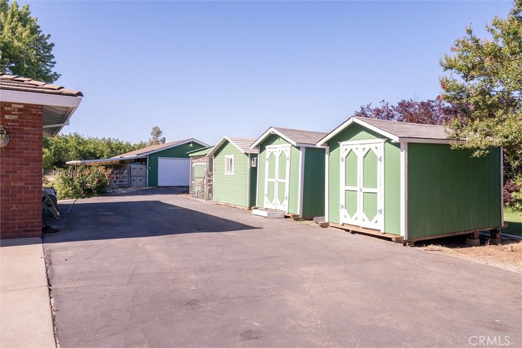 listing image 130727847368113888112