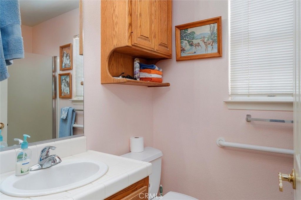 listing image 130725048446605260676