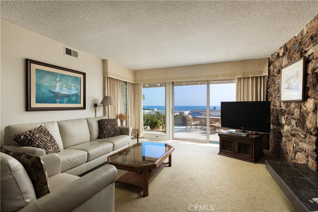 Cameo Shores (CSHO) - Residential