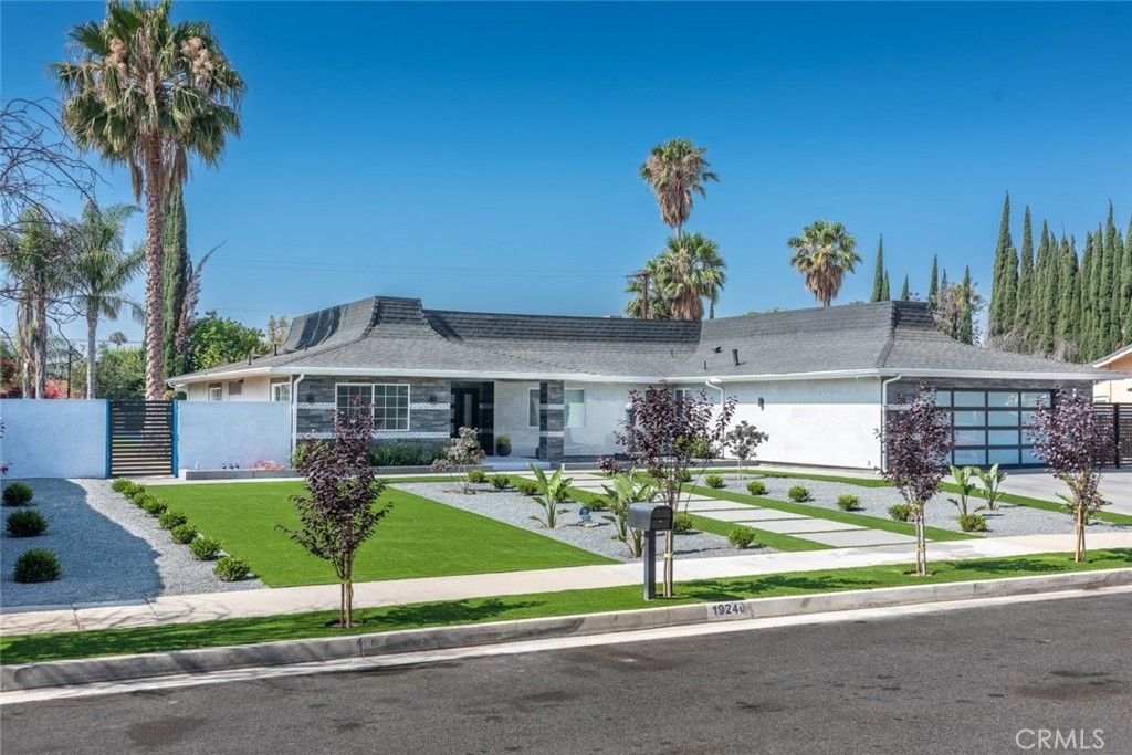 listing image 130727031471701172924