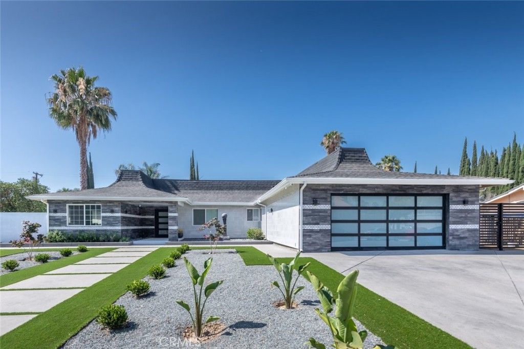 listing image 130726546540034604563