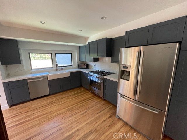Properties 2 23528 collins