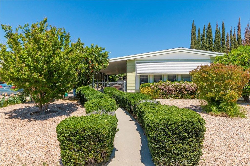 listing image 130724398838739211226
