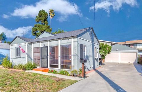 A home in Lomita