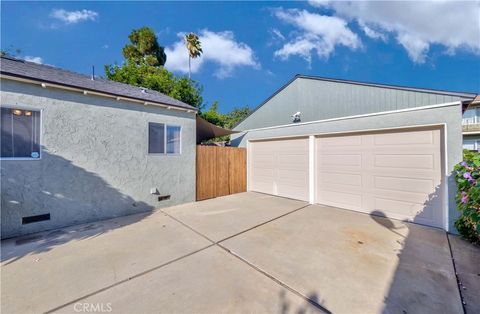 A home in Lomita