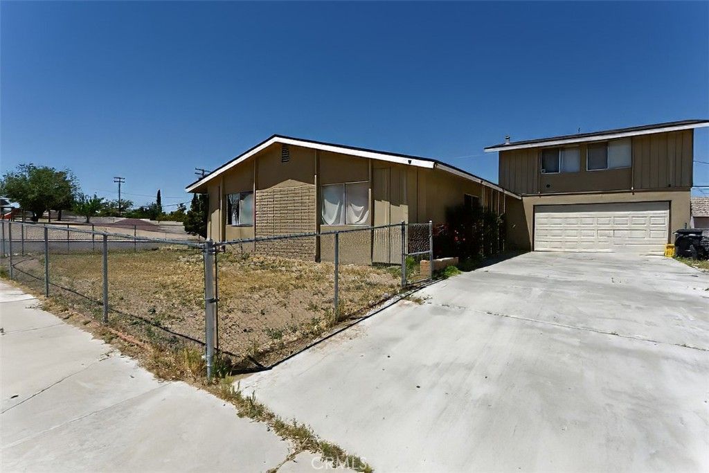 listing image 0