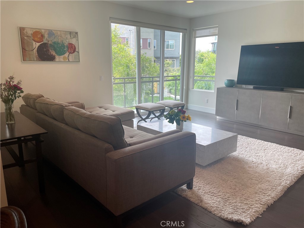 Manhatten (CPWMN) - Residential Lease