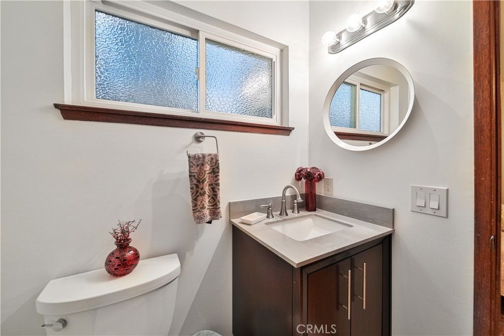 listing image 130726036850166229354