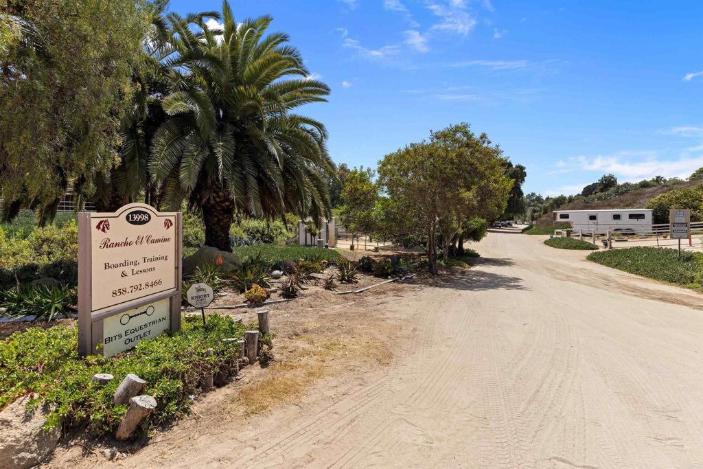 13998 Old El Camino Real - Business