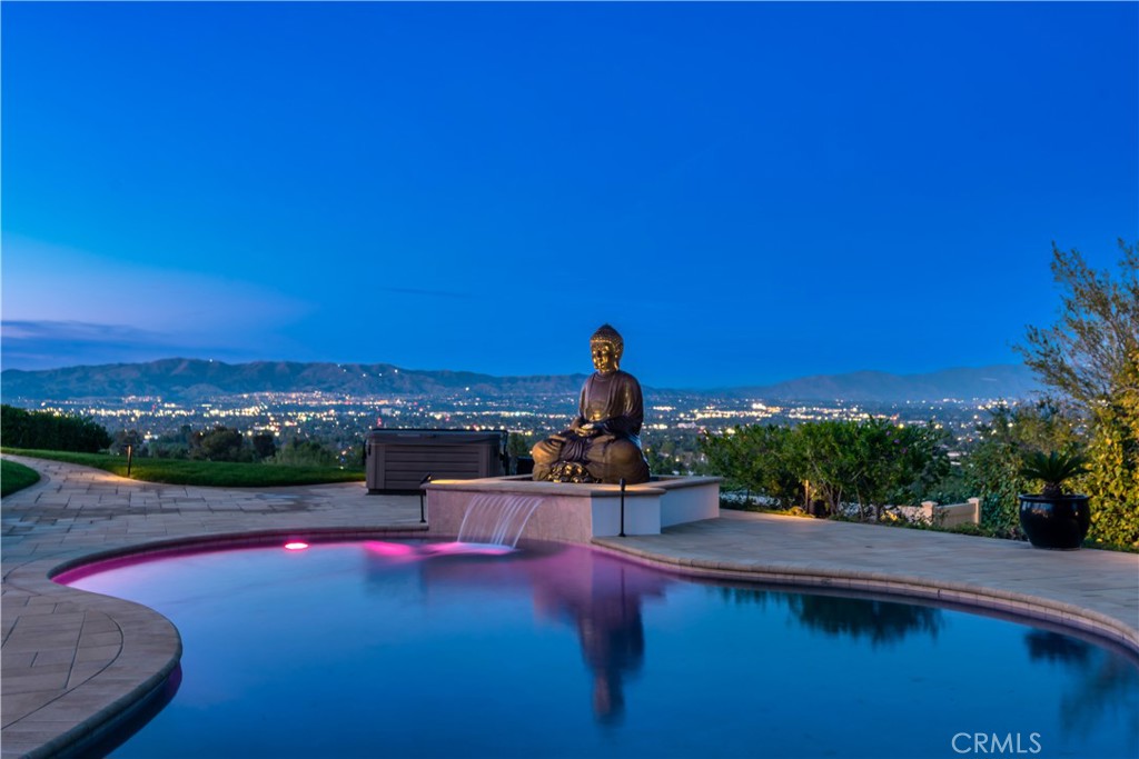 Properties 2 4854 Nomad Drive