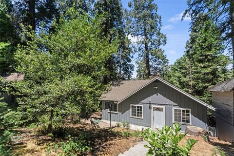 A home in Crestline