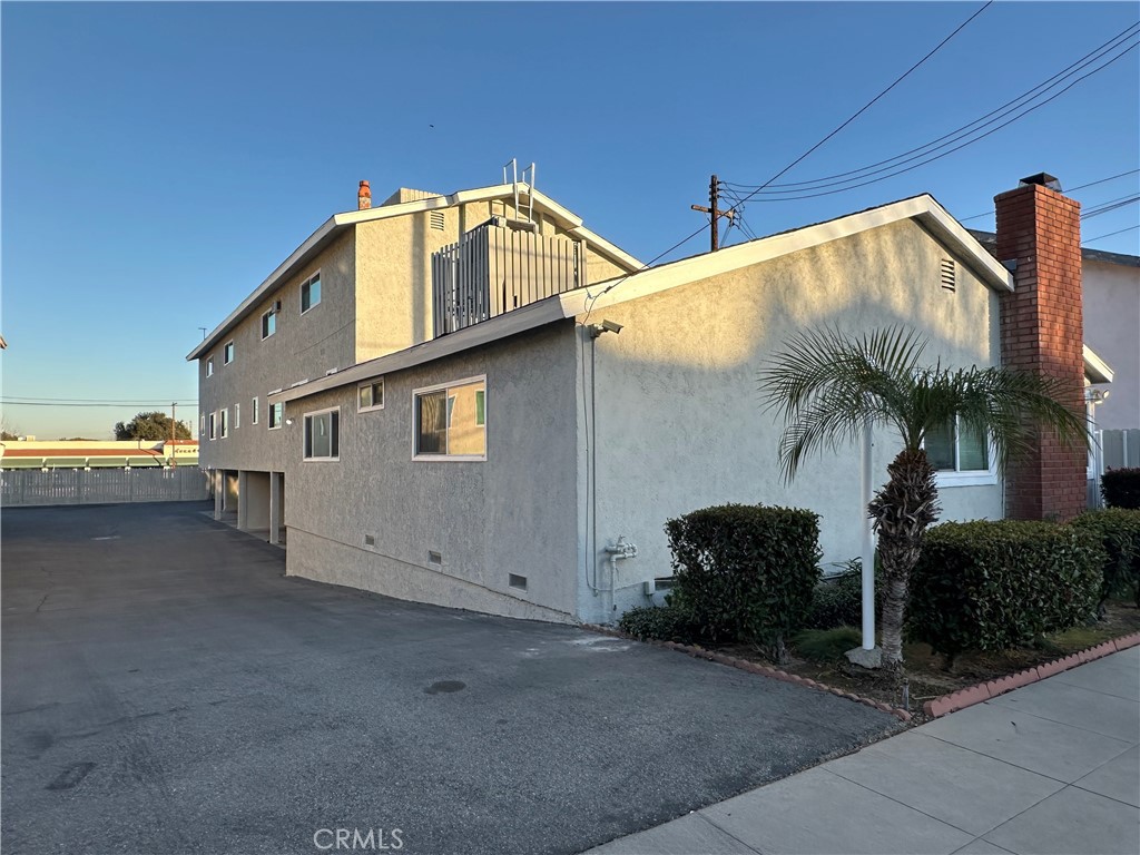 Properties 2 234 S Pine Street