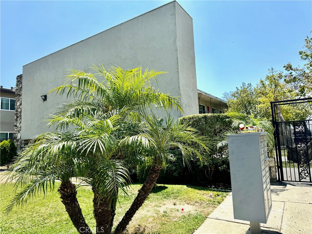 11662 Stuart Drive