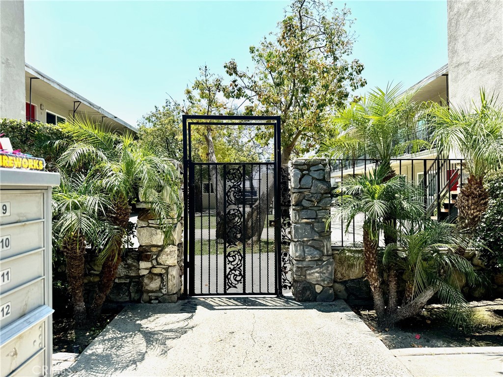 11662 Stuart Drive