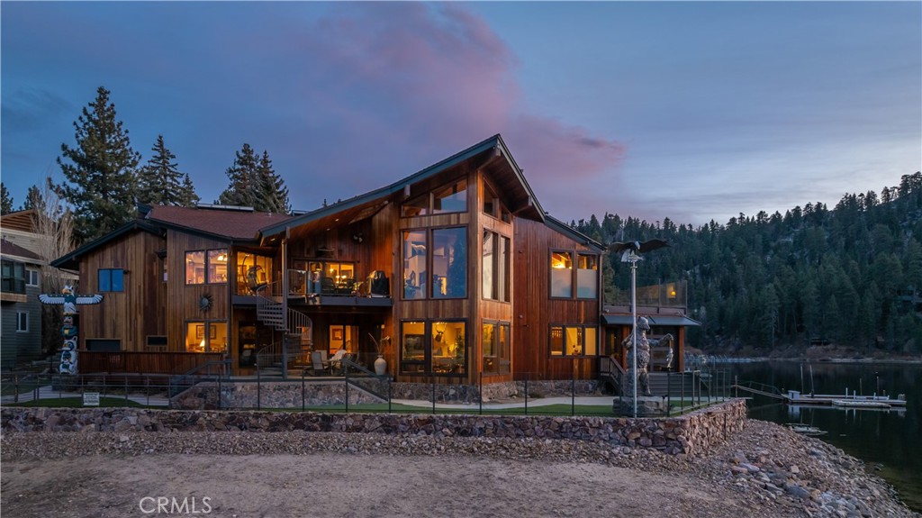 655 Cove Drive