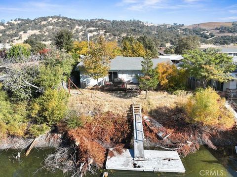 A home in Clearlake Oaks