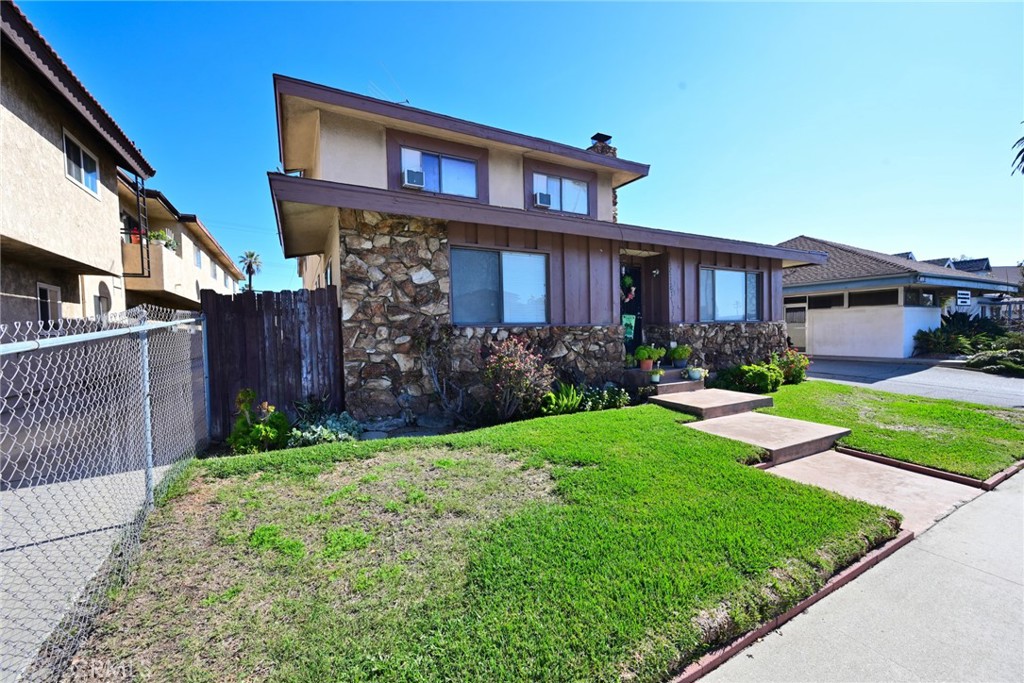 Properties 2 428 N Garfield Avenue