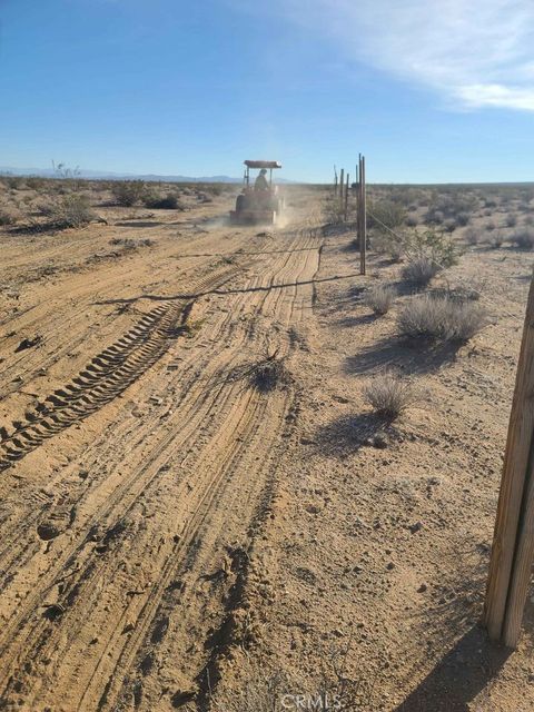 Photo of 46100 Redwood Drive, Boron, CA 93516 (MLS # IG25074710)