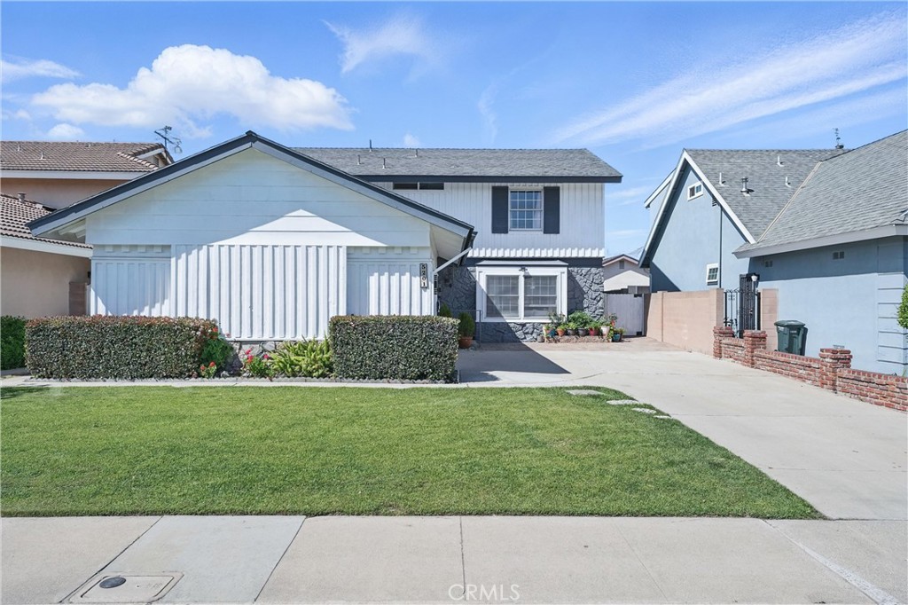 5201 Del Serra Circle