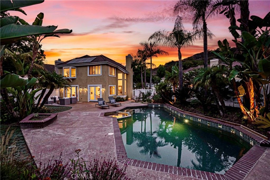 listing image 130721644354747153320