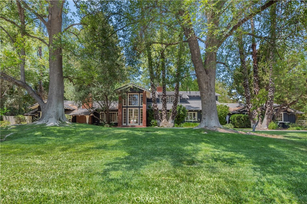 5255 ROUND MEADOW Road