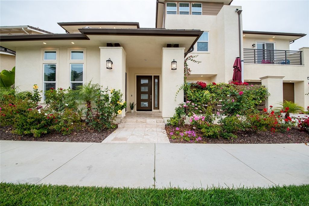 listing image 130729904992354884944