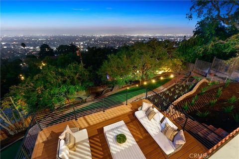 A home in Studio City