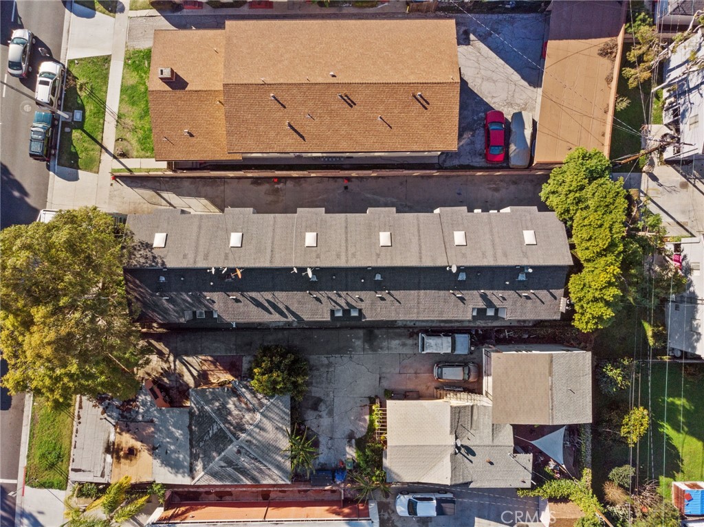 824 Centinela Avenue
