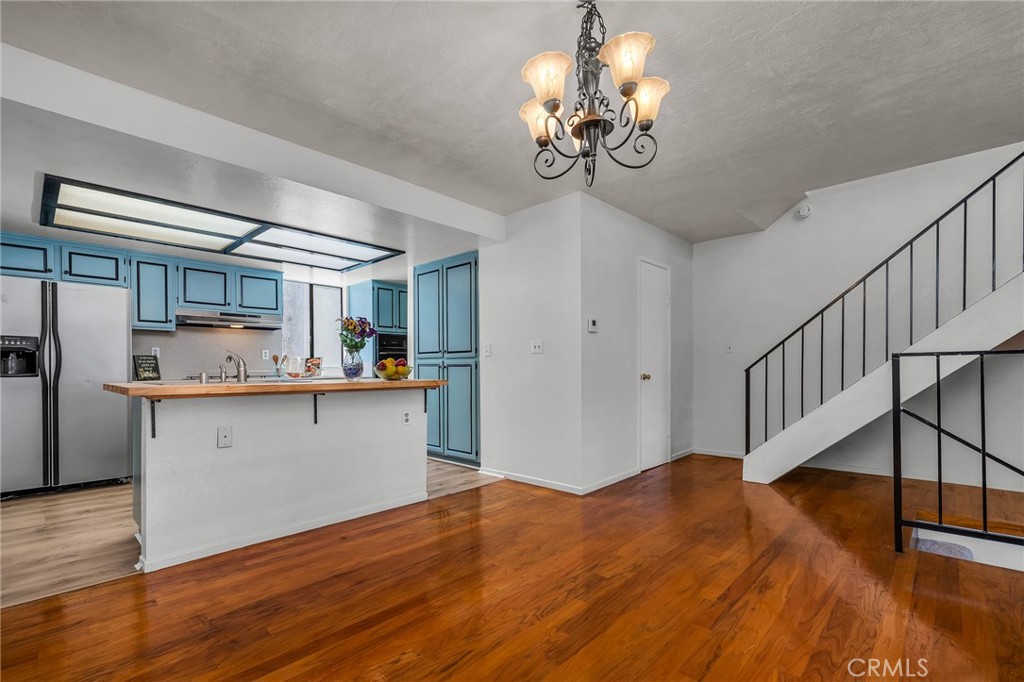 Photo 11 of 35 of 26116 Narbonne Avenue H townhome