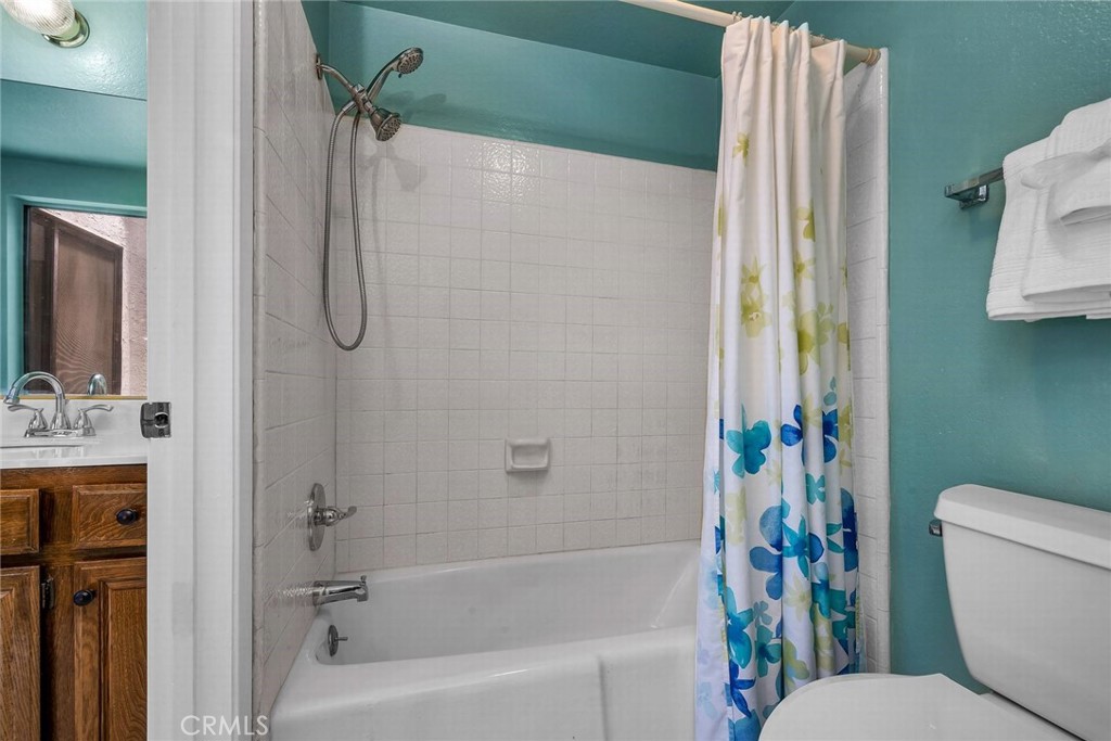 Photo 19 of 35 of 26116 Narbonne Avenue H townhome
