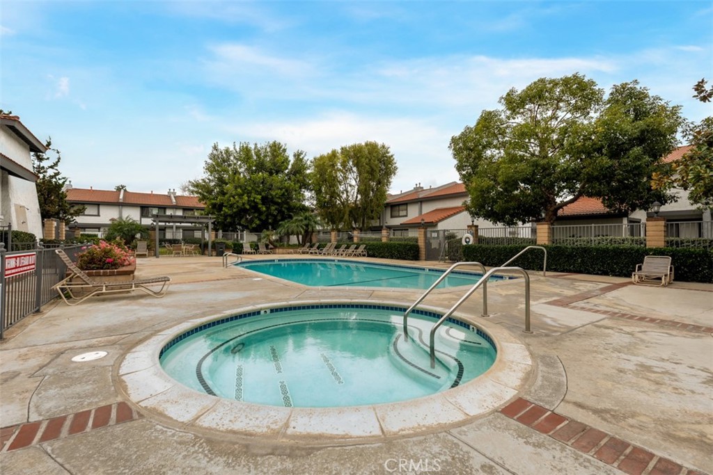 Vista Monterey - Residential