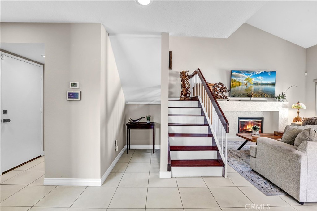 7 Clear Creek Lane