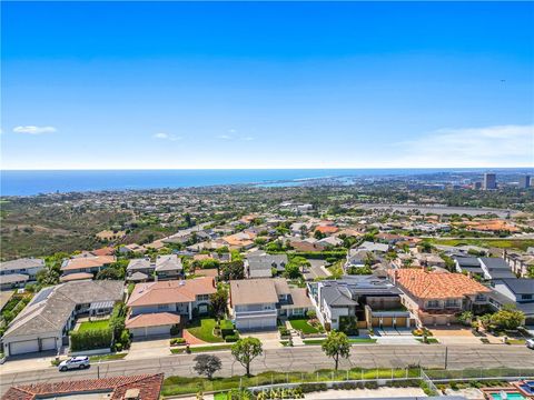 A home in Corona Del Mar